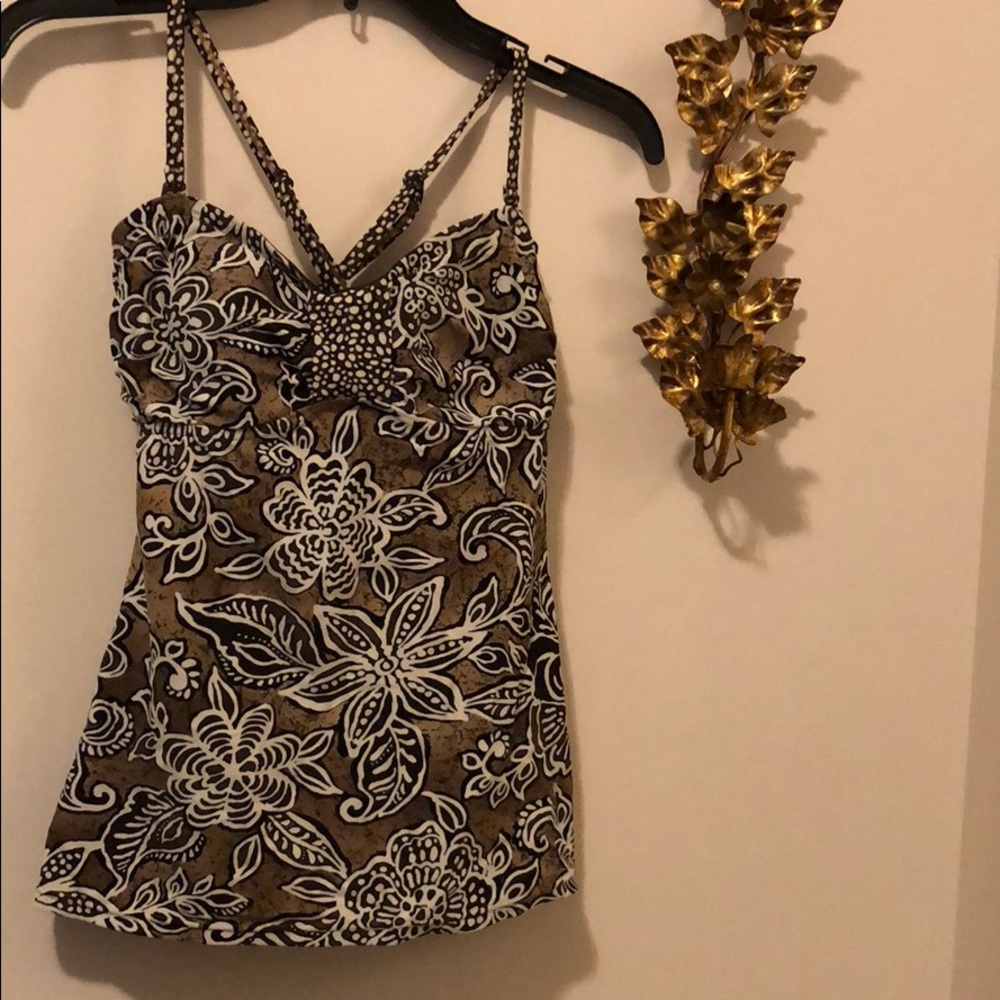 Croft & Barrow halter swimsuit top size 8